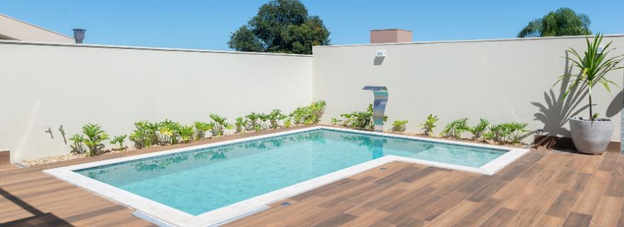 La construcci�n de una piscina de obra es la m�s cara de todas las instalaciones de piscinas