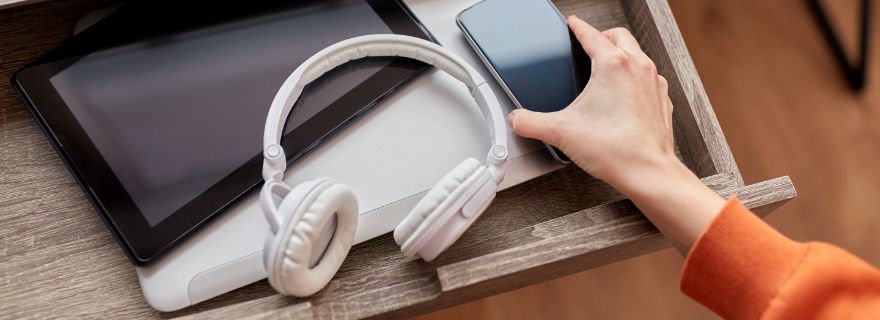 Seguro para contenido de hogar: aparatos tecnolog�a